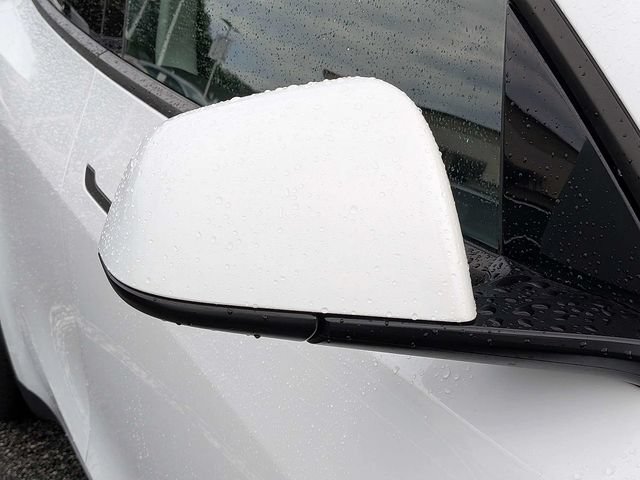 Used 2024 Tesla Model Y Long Range AWD/4WD image 10