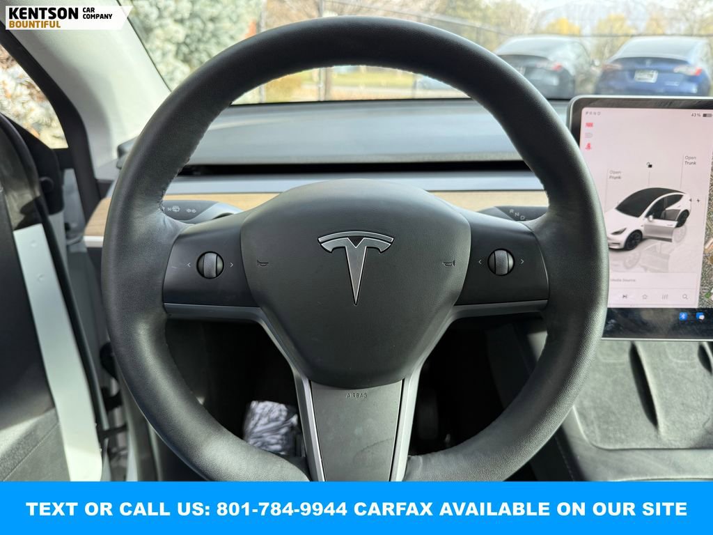 Used 2023 Tesla Model Y Long Range image 17