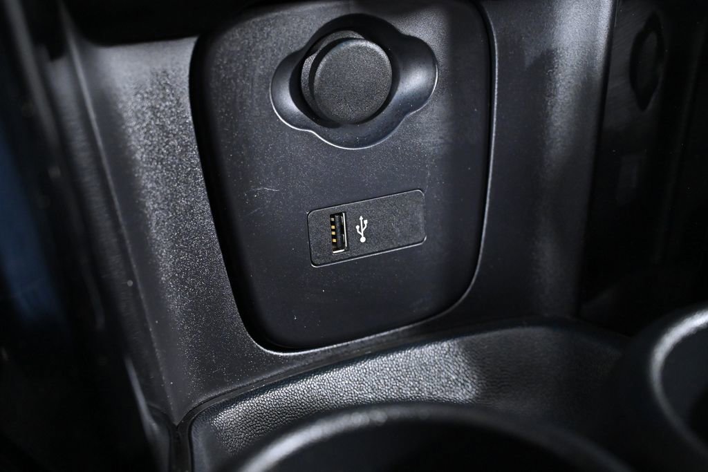 Certified 2024 MINI Cooper image 23