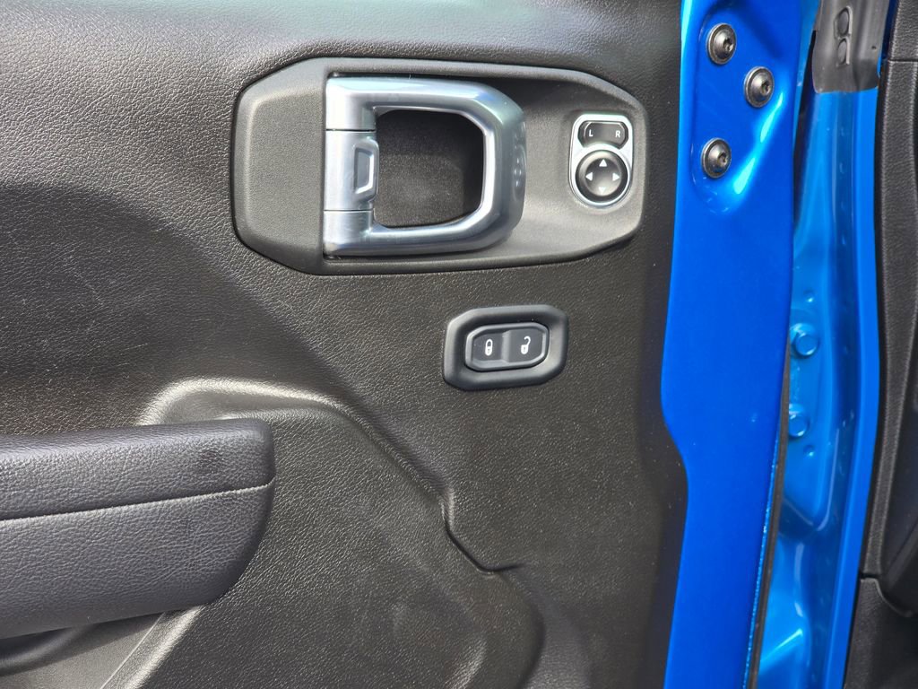 Used 2023 Jeep Gladiator Sport image 37