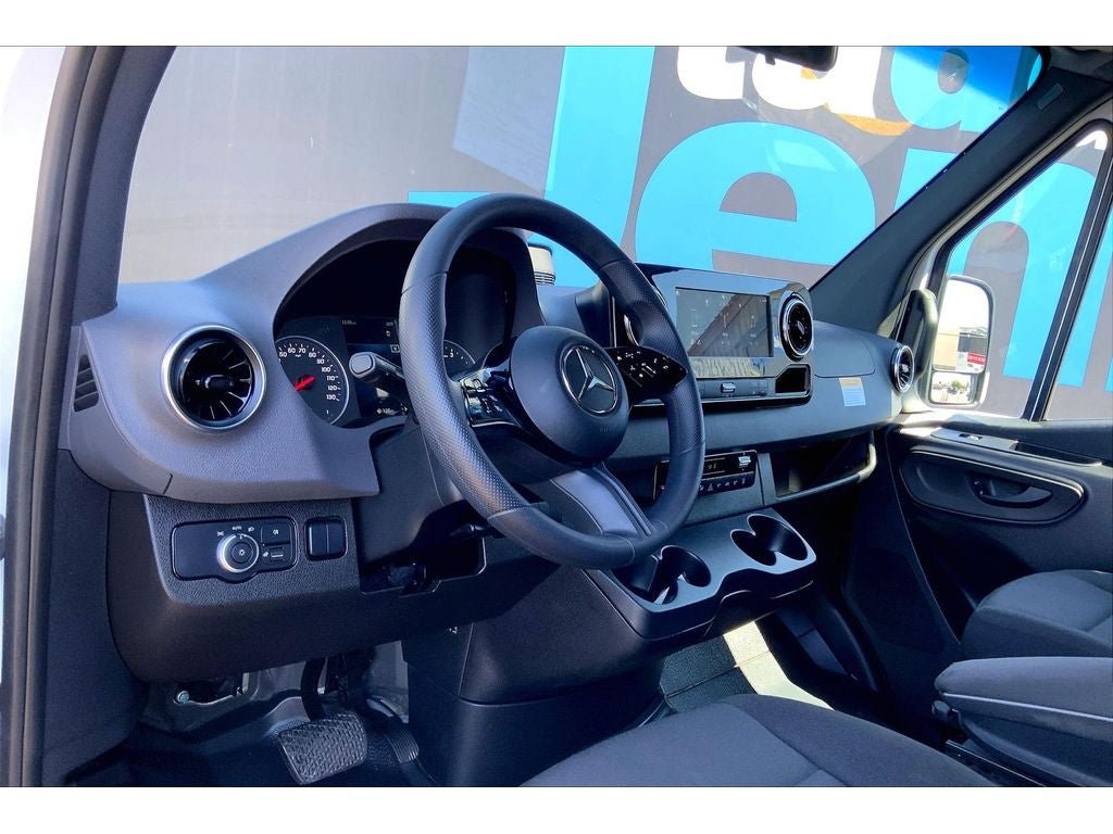 Used 2026 Mercedes-Benz Sprinter 2500 image 16