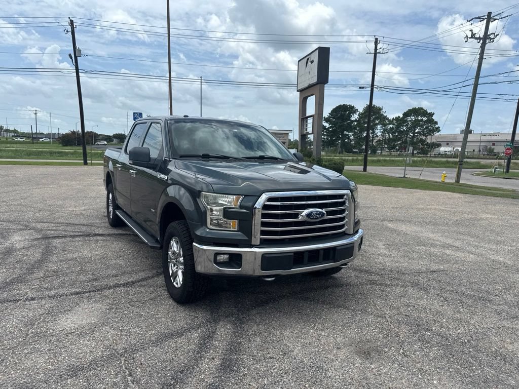 Used 2015 Ford F150 XLT w/ Equipment Group 302A Luxury AWD/4WD image 2