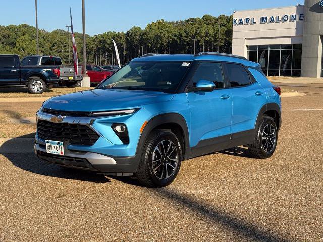 Used 2025 Chevrolet TrailBlazer LT AWD/4WD image 1