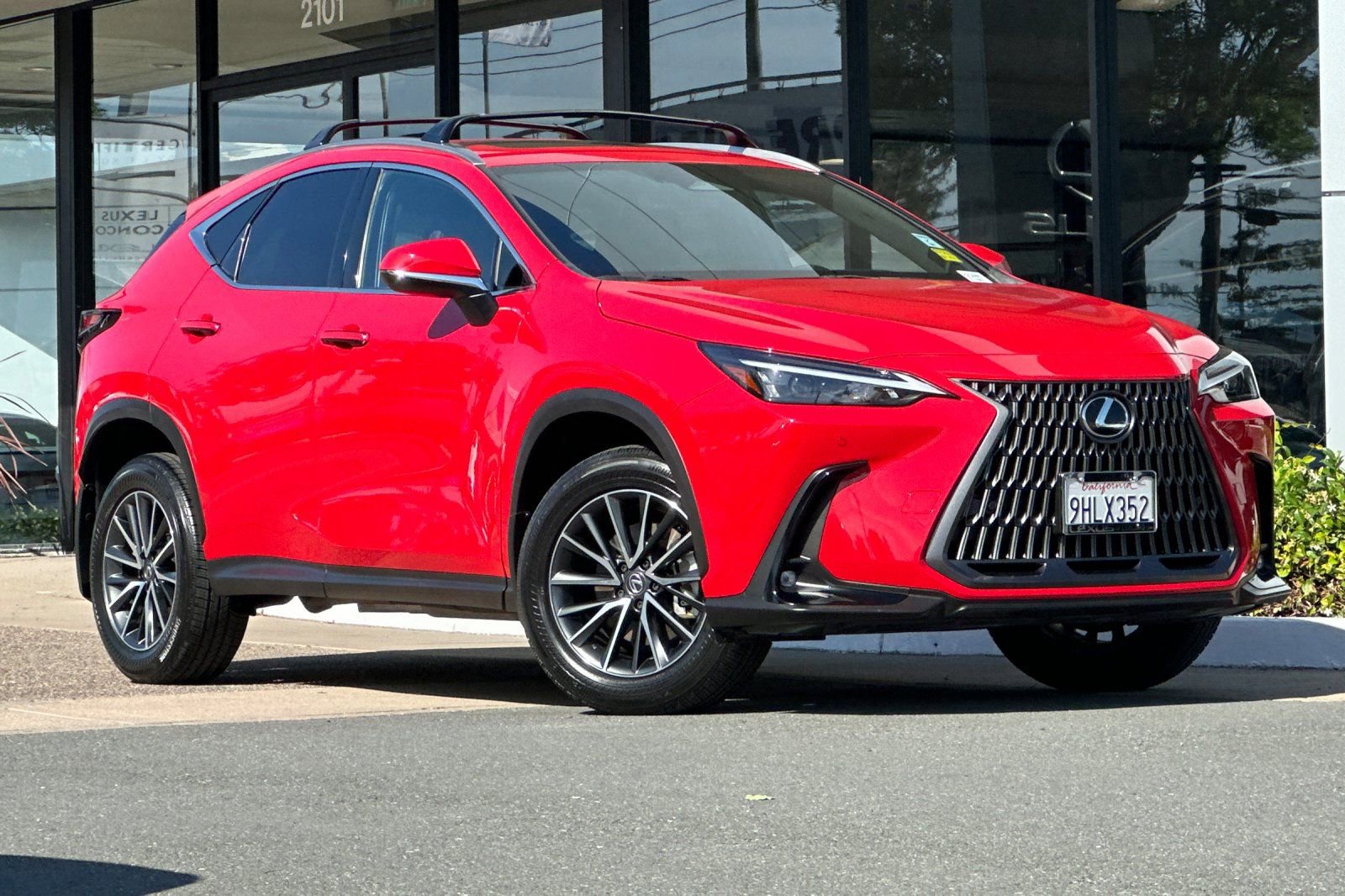 Used 2024 Lexus NX 350h AWD image 2