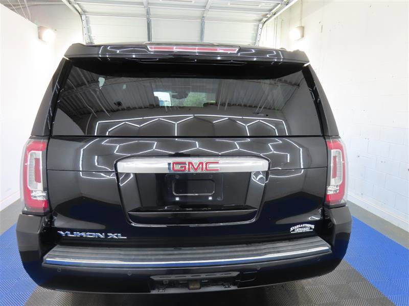 Used 2019 GMC Yukon XL Denali w/ Denali Ultimate Package image 11