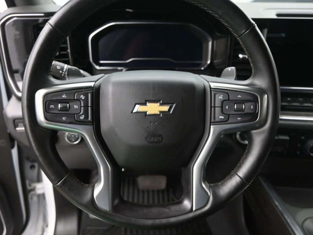 Used 2023 Chevrolet Silverado 1500 LTZ w/ LTZ Premium Package image 17