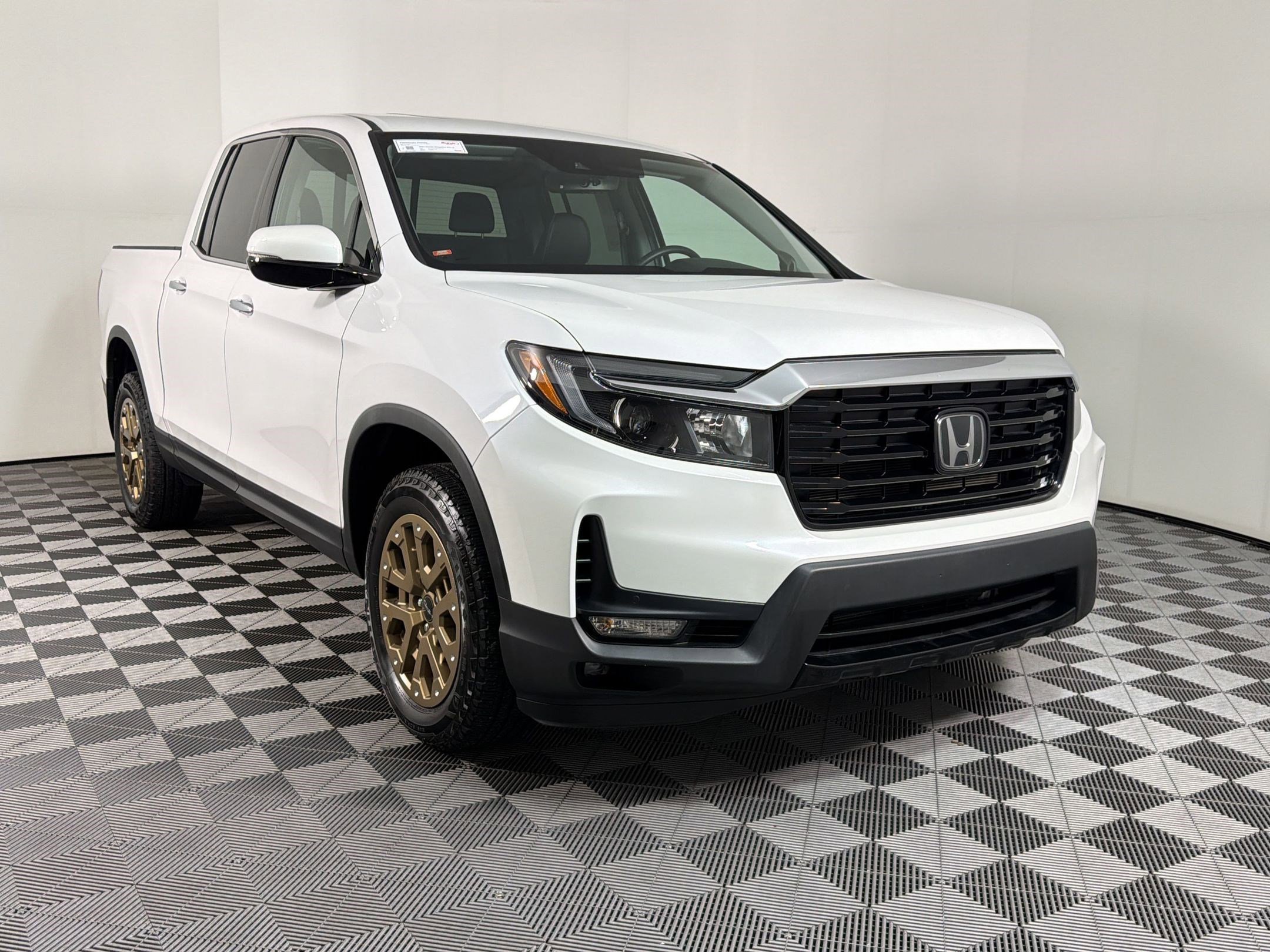 Used 2023 Honda Ridgeline RTL-E image 19