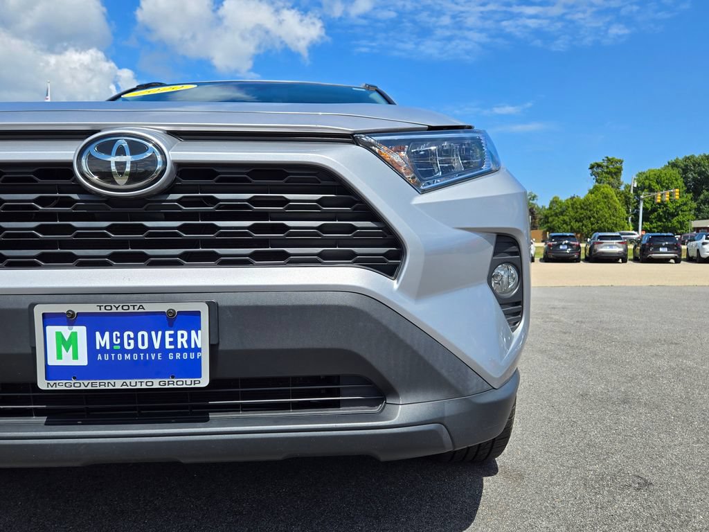 Used 2020 Toyota RAV4 XLE Premium AWD/4WD image 11