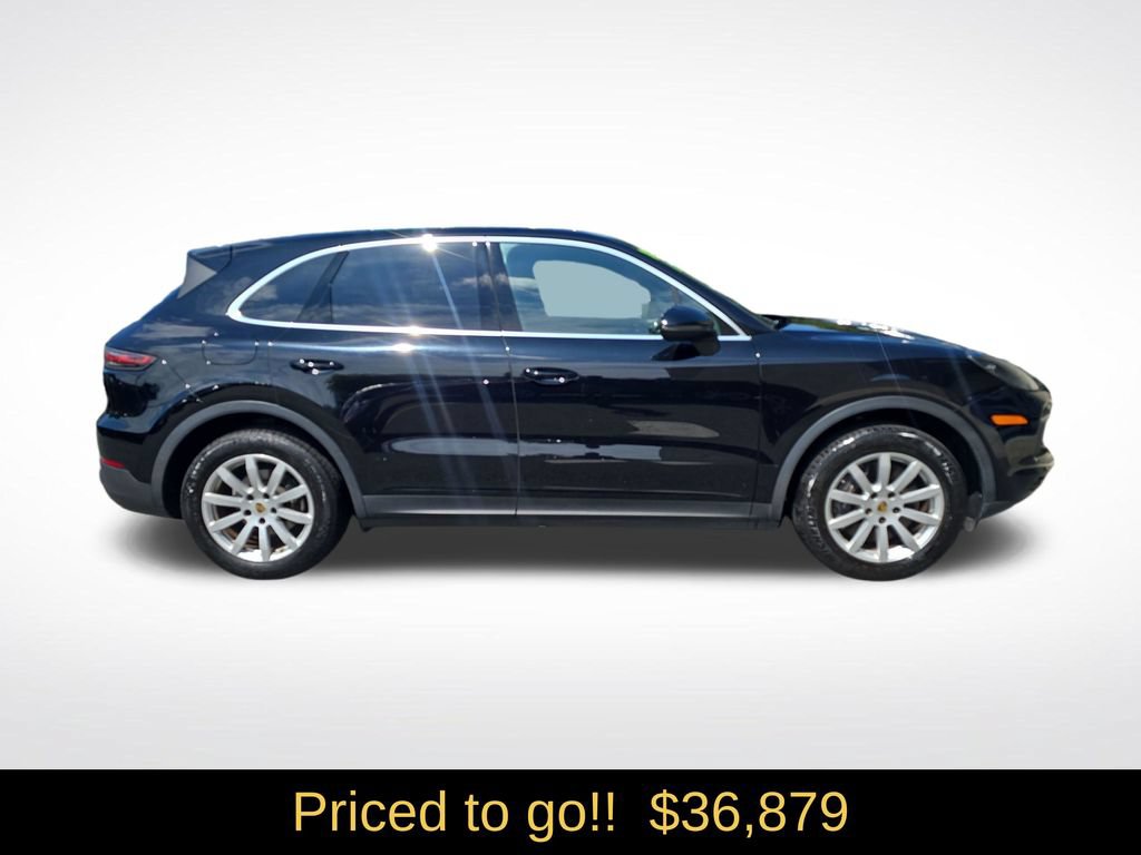 Used 2021 Porsche Cayenne AWD/4WD image 3
