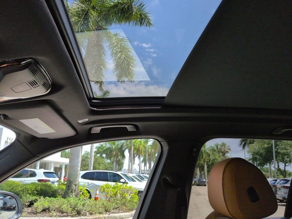 New 2026 BMW X5 sDrive40i w/ Parking Assistance Package RWD image 20