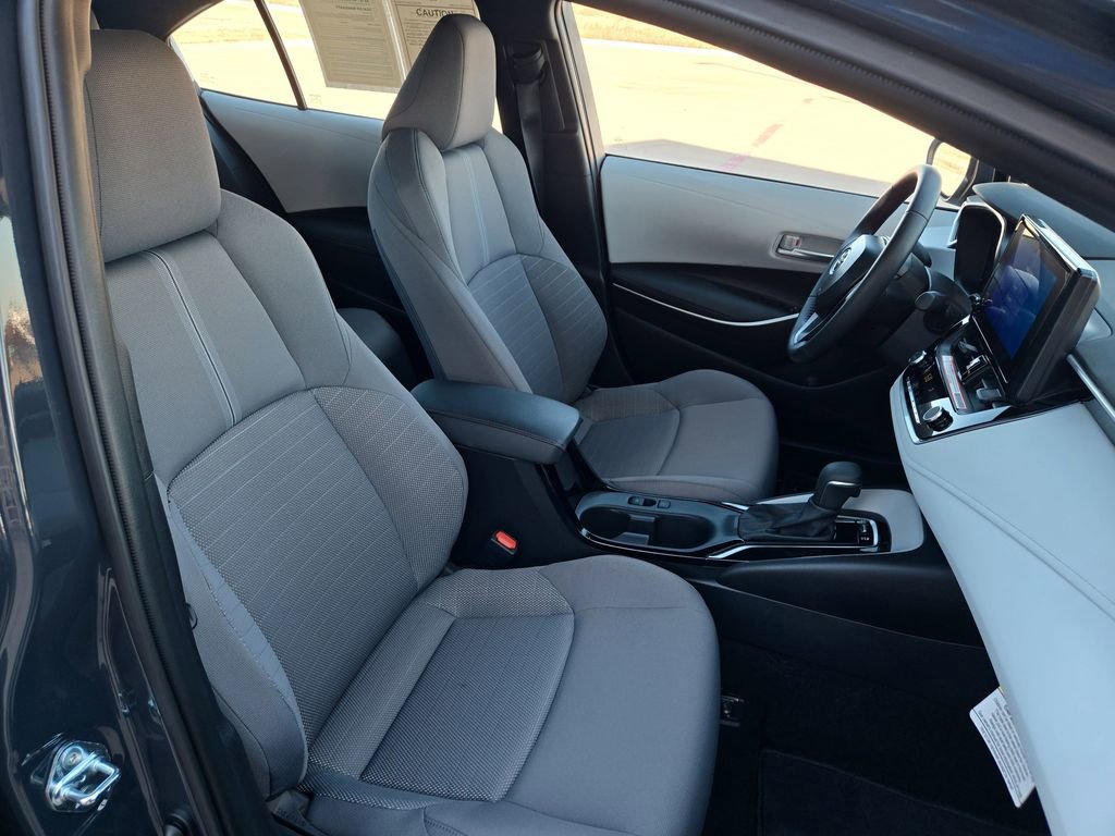Certified 2025 Toyota Corolla SE image 27