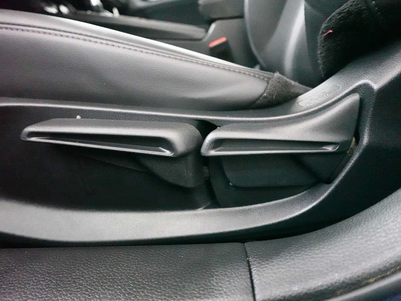 Used 2023 Honda Civic Sport image 14