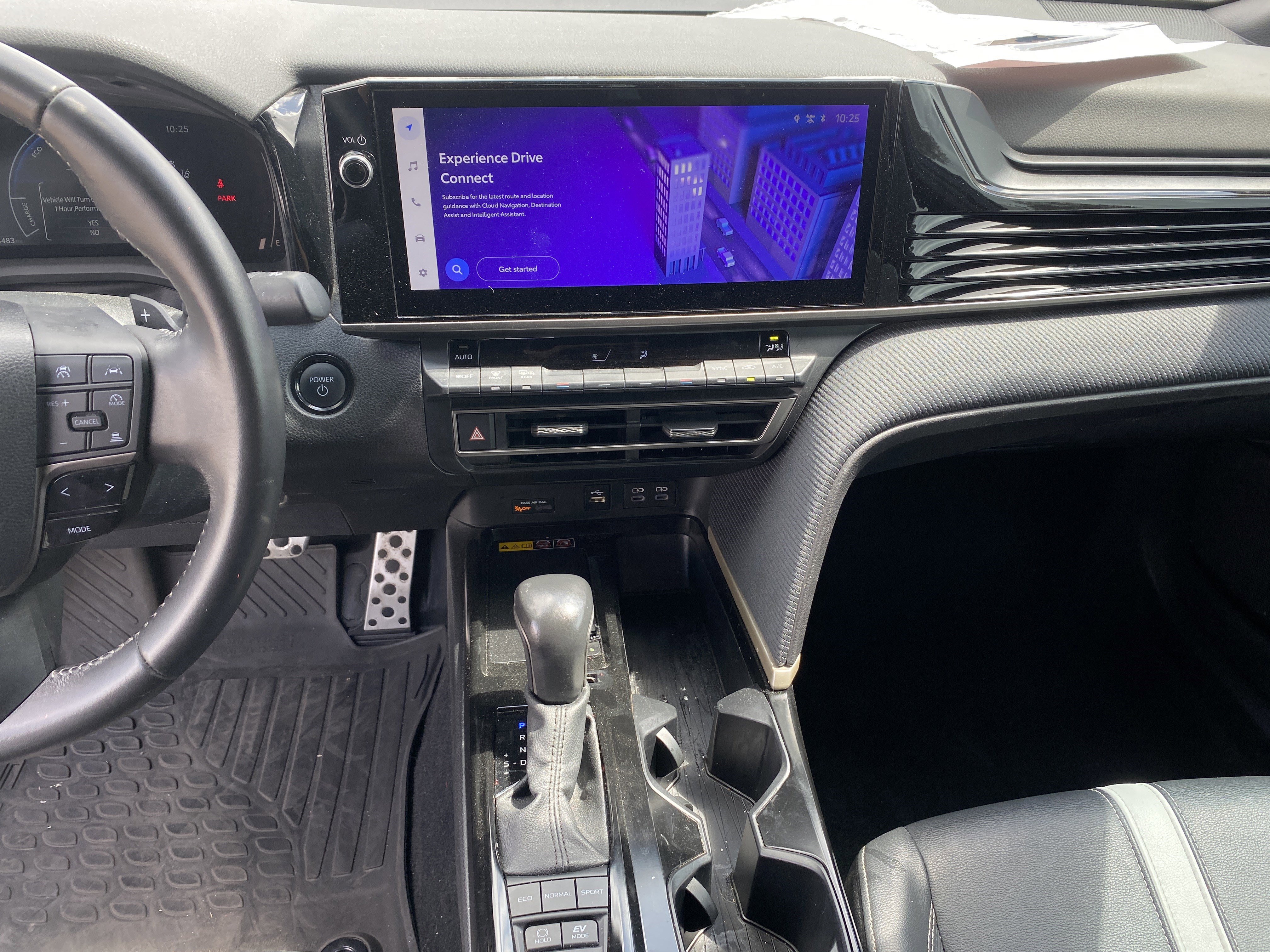 Used 2025 Toyota Camry SE w/ Multimedia Upgrade Package FWD image 14