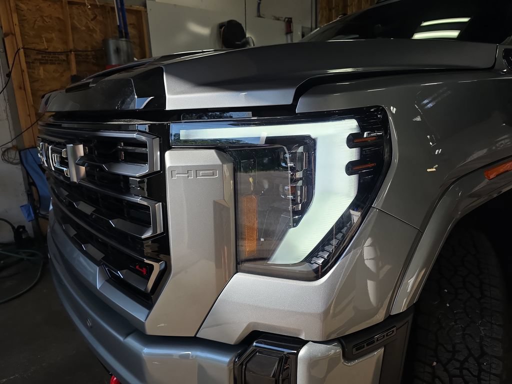 New 2026 GMC Sierra 3500 AT4 w/ AT4 Premium Plus Package AWD/4WD image 29
