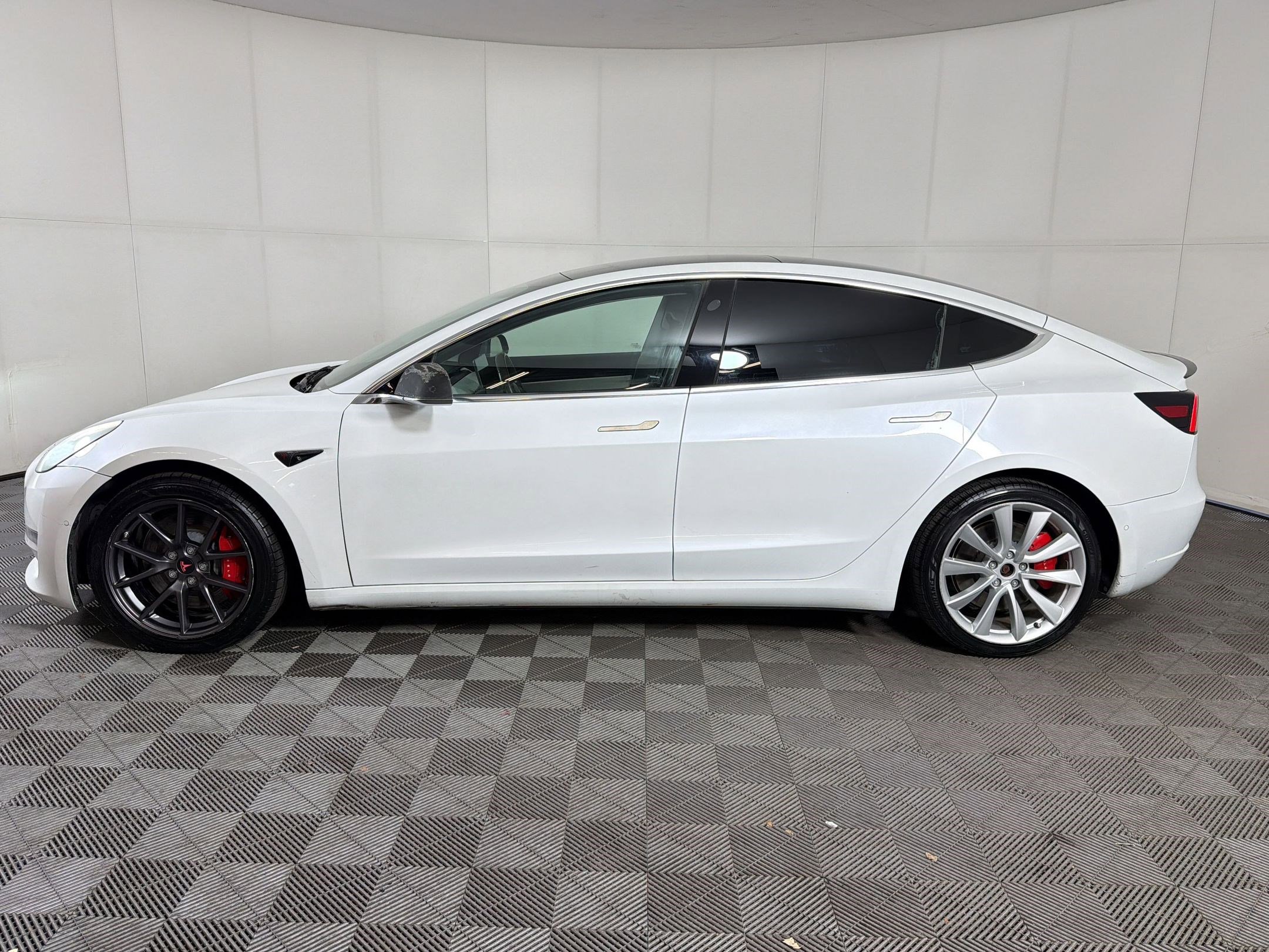 Used 2020 Tesla Model 3 Performance AWD/4WD video 2
