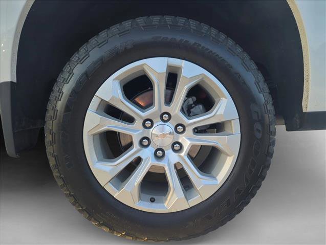 Used 2023 Chevrolet Silverado 1500 LTZ w/ LTZ Premium Package AWD/4WD image 7