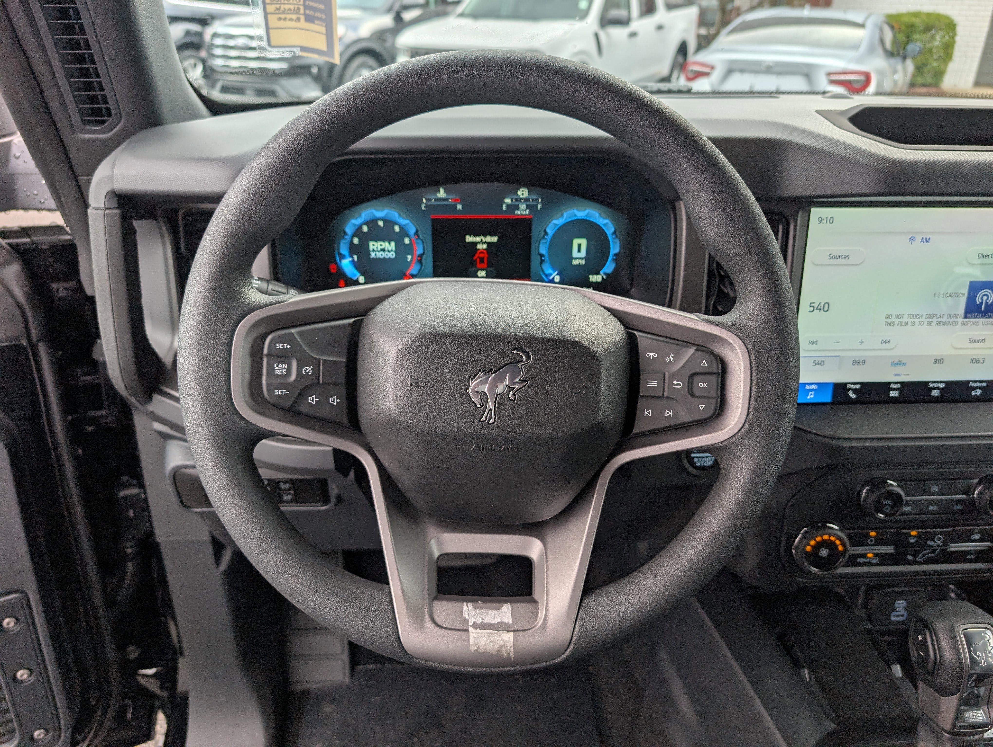 New 2025 Ford Bronco 4-Door image 21