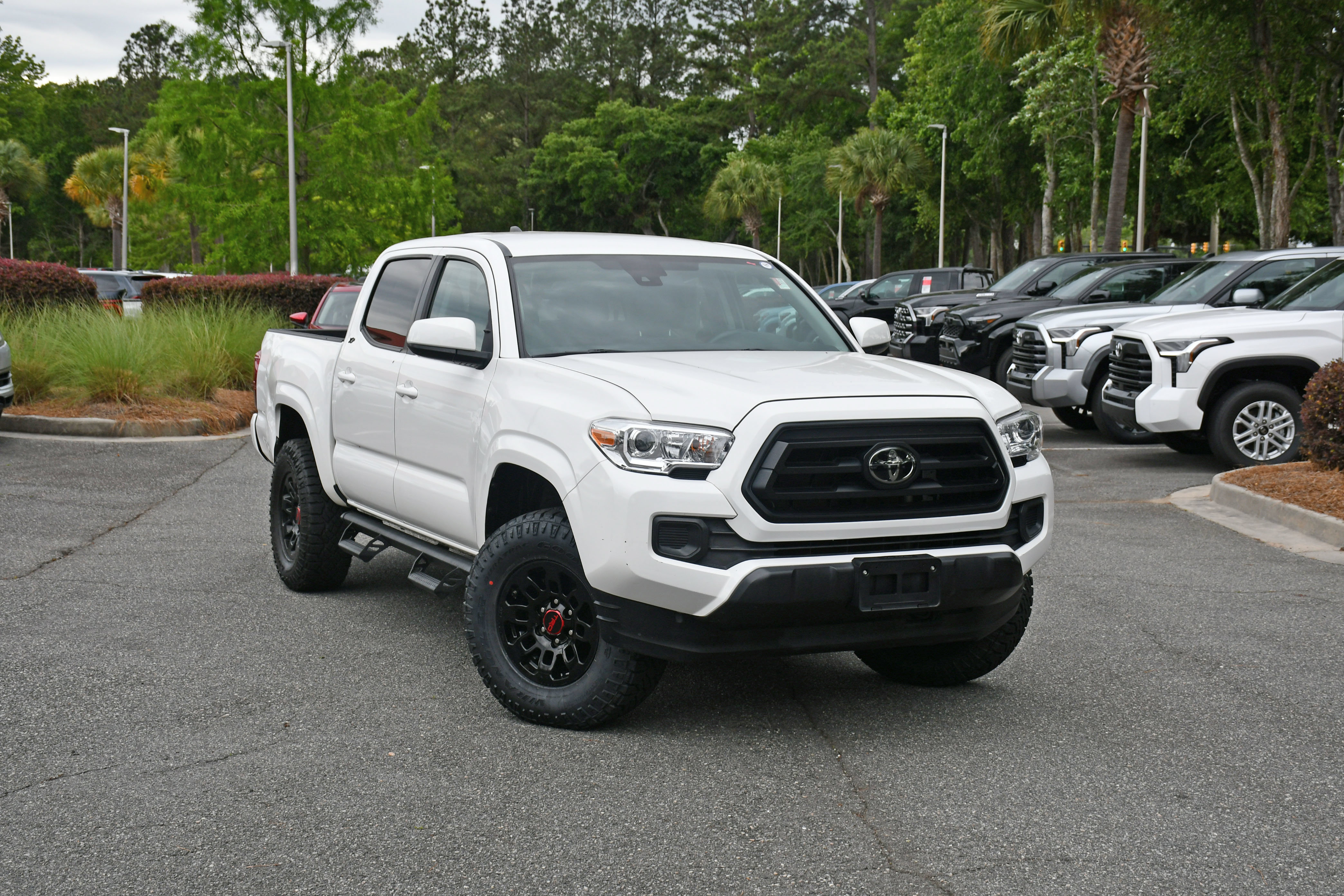 Certified 2022 Toyota Tacoma SR w/ SR Convenience Package RWD image 6