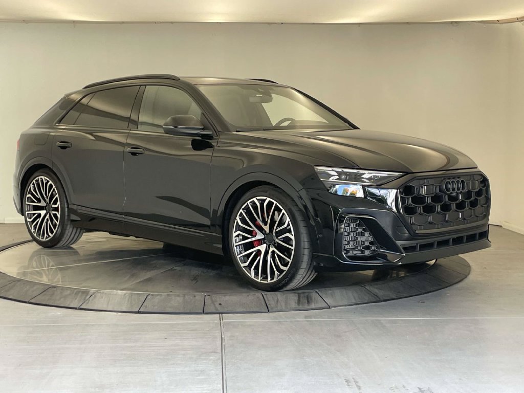 New 2026 Audi SQ8 Prestige AWD/4WD image 9