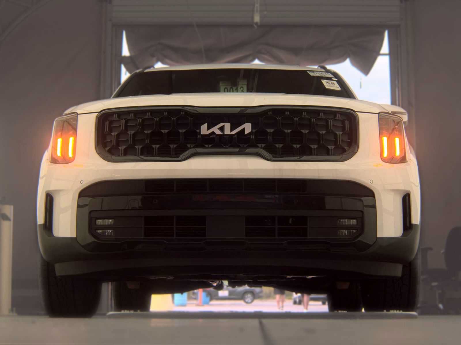 Used 2024 Kia Telluride SX Prestige X-Pro AWD/4WD image 6