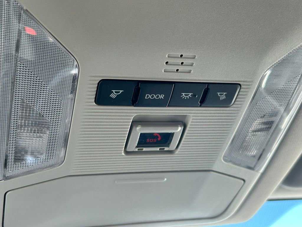 Certified 2025 Toyota RAV4 LE FWD image 18