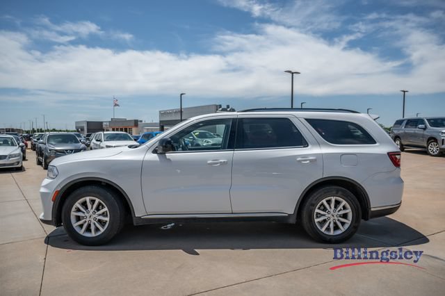Used 2023 Dodge Durango SXT RWD image 2