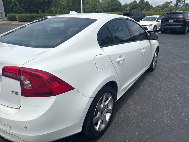 Used 2015 Volvo S60 T5 FWD image 8