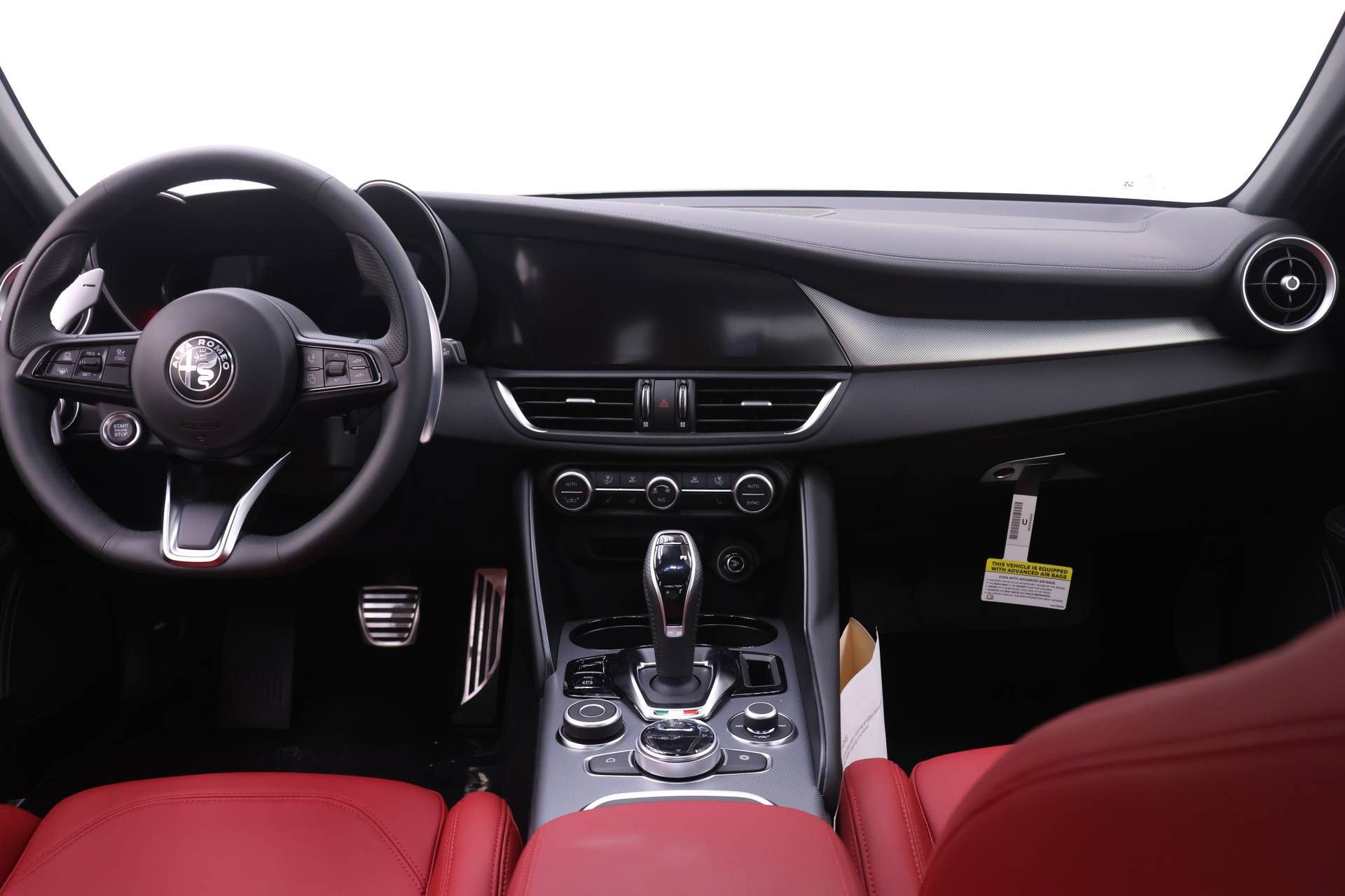 New 2026 Alfa Romeo Giulia AWD image 8