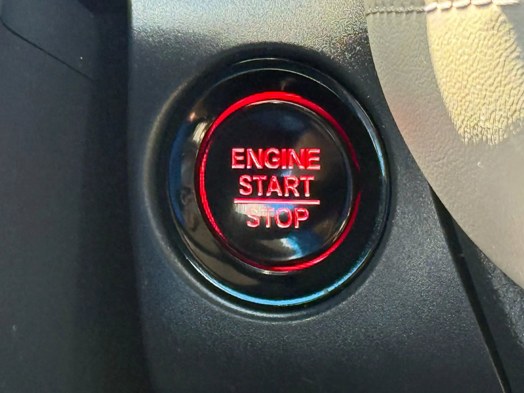 Used 2023 Honda HR-V LX image 41