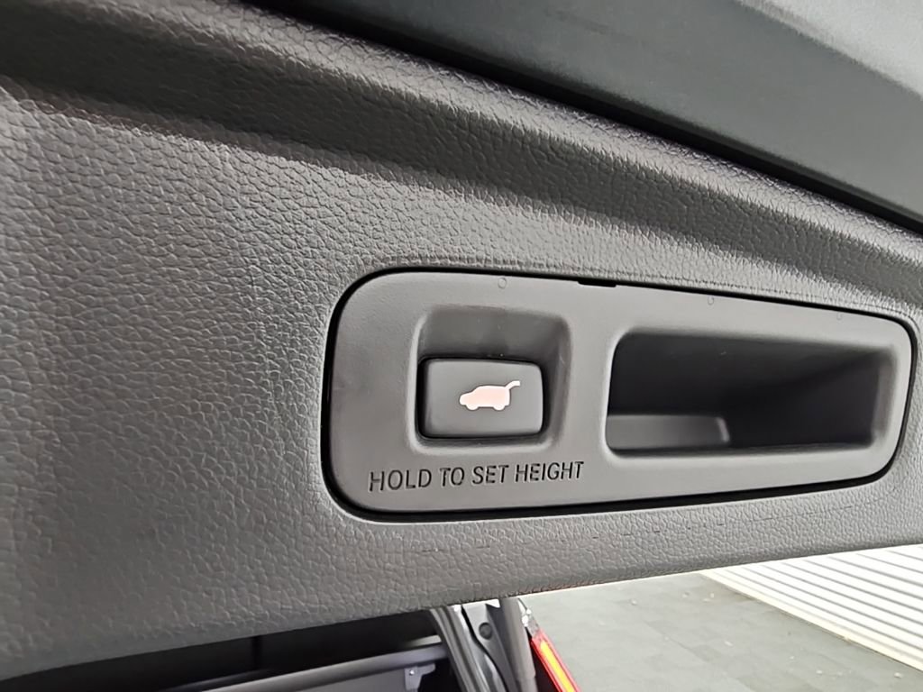 Used 2024 Honda CR-V Sport Touring image 40
