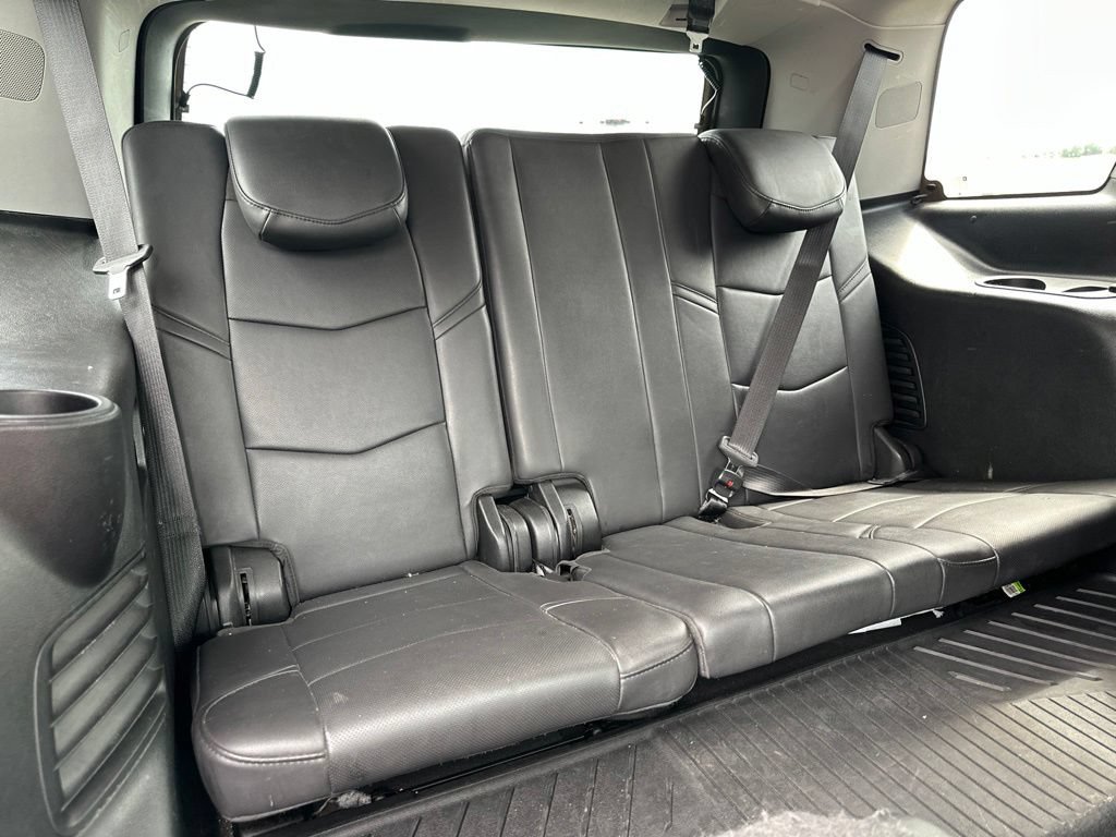 Used 2020 Cadillac Escalade Luxury AWD/4WD image 35