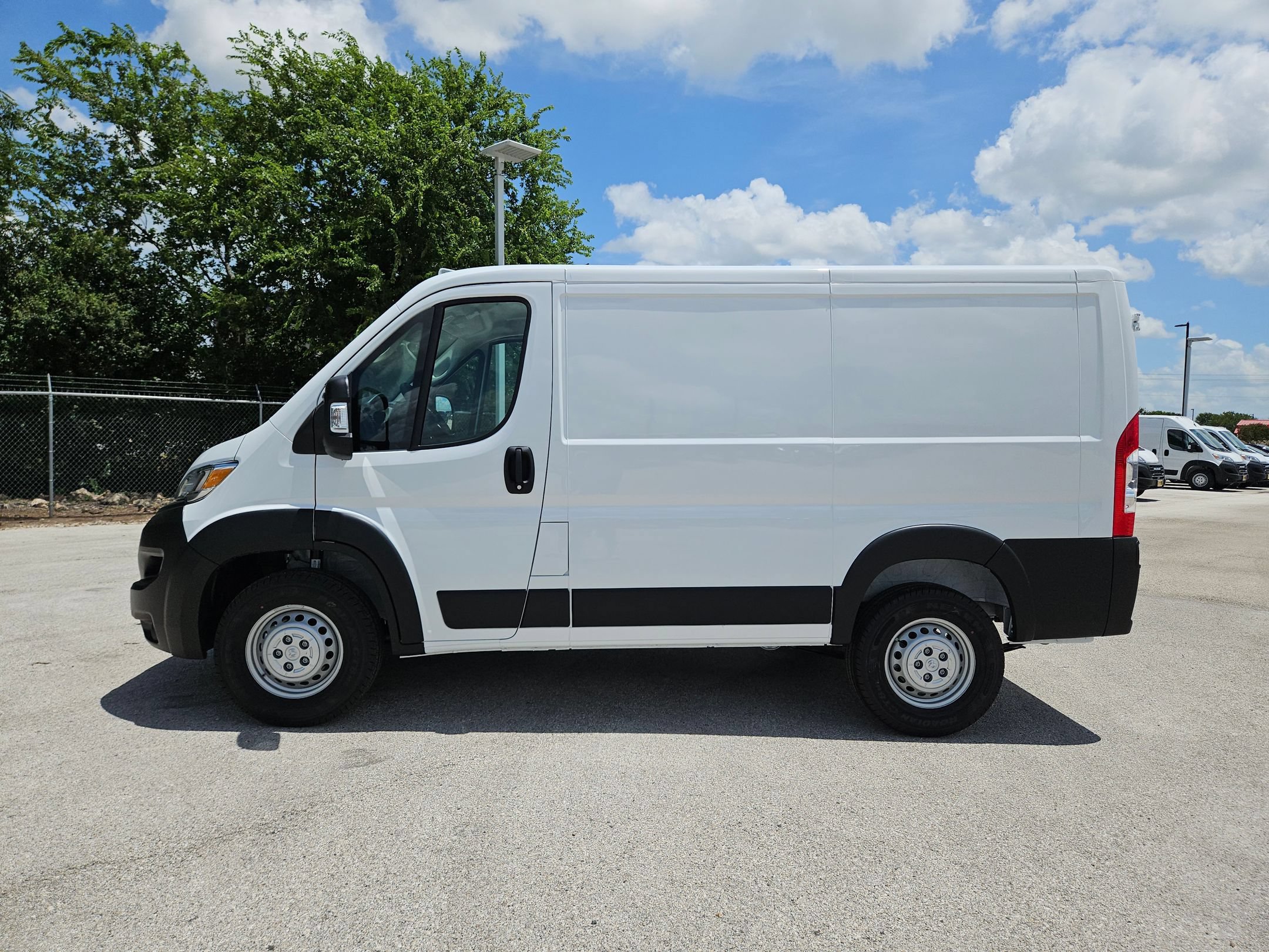 New 2026 RAM ProMaster 1500 FWD image 6