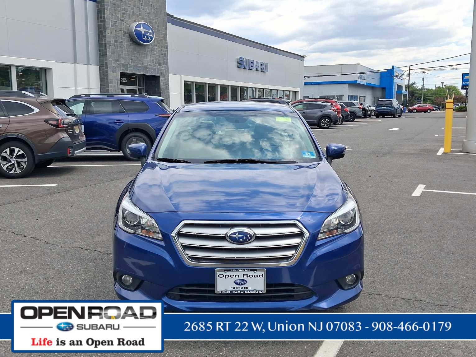 Used 2016 Subaru Legacy 2.5i Premium AWD/4WD image 1
