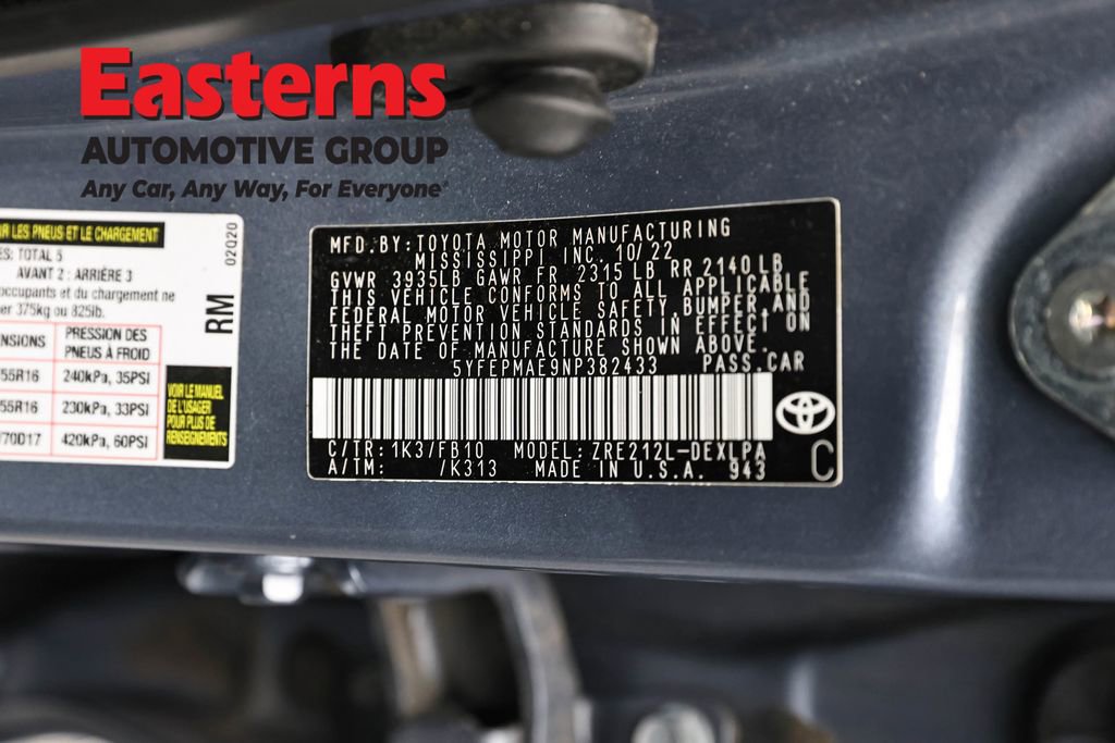 Used 2022 Toyota Corolla LE FWD image 33