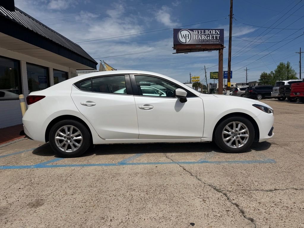 Used 2016 MAZDA MAZDA3 i Sport w/ Preferred Equipment Package image 4