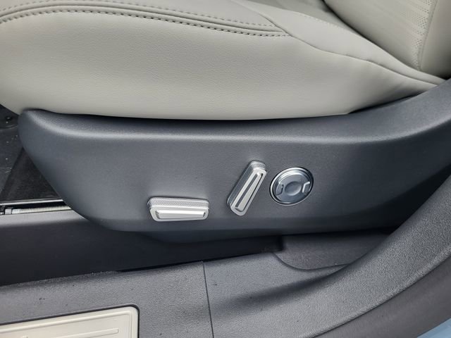 New 2026 Lincoln Nautilus Reserve image 13