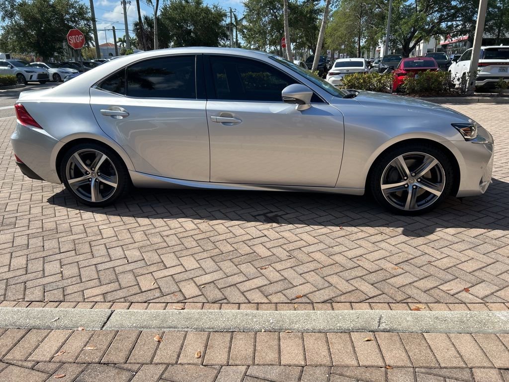 Used 2019 Lexus IS 300 RWD image 2