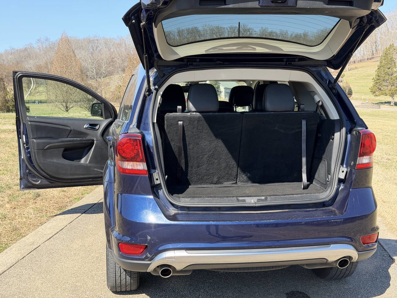 Used 2019 Dodge Journey Crossroad image 8