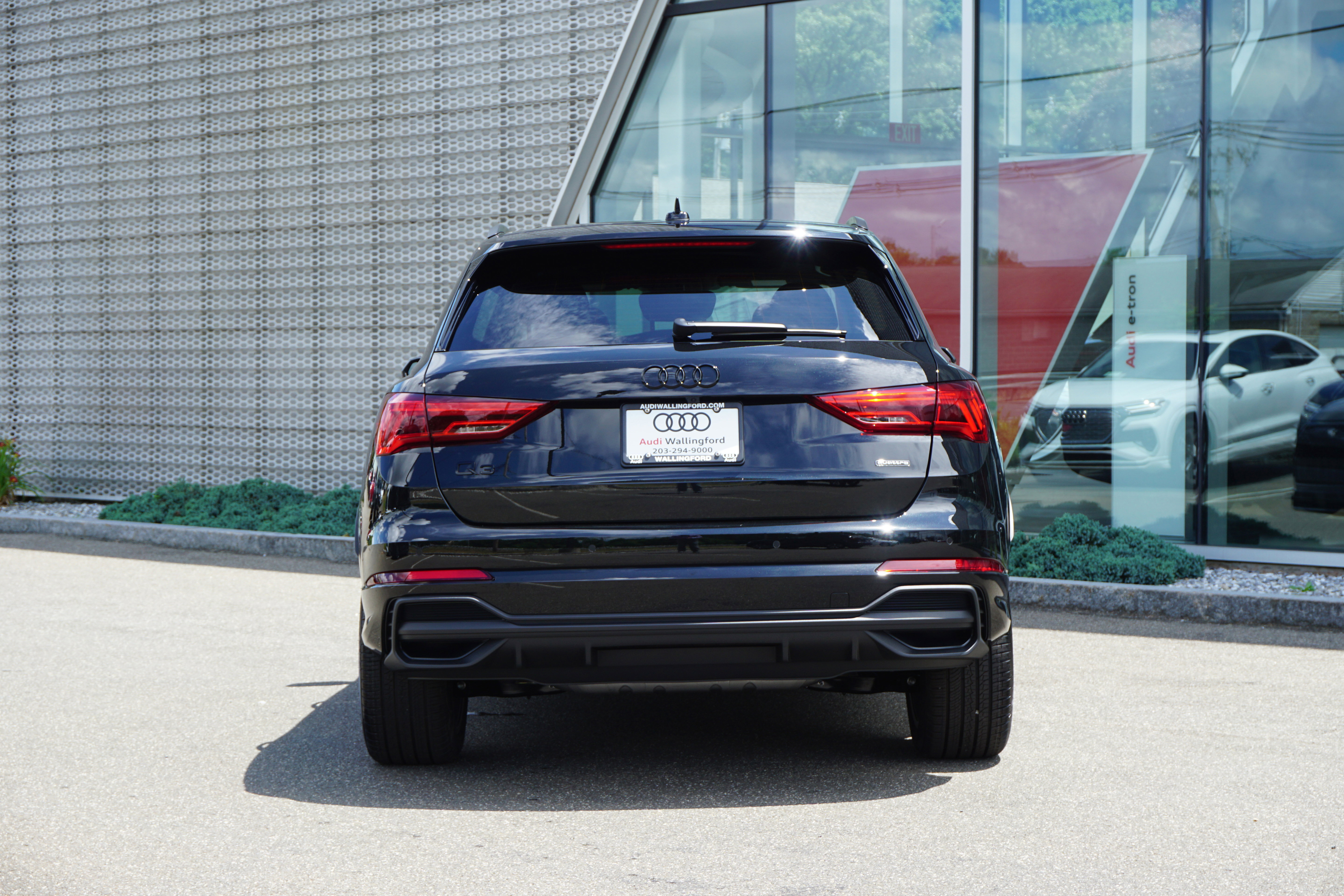 New 2025 Audi Q3 2.0T Premium image 7