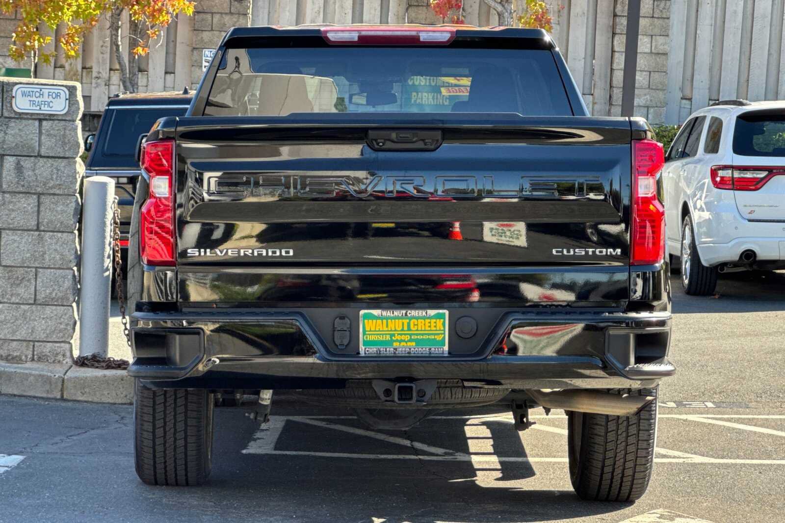 Used 2022 Chevrolet Silverado 1500 Custom RWD image 5
