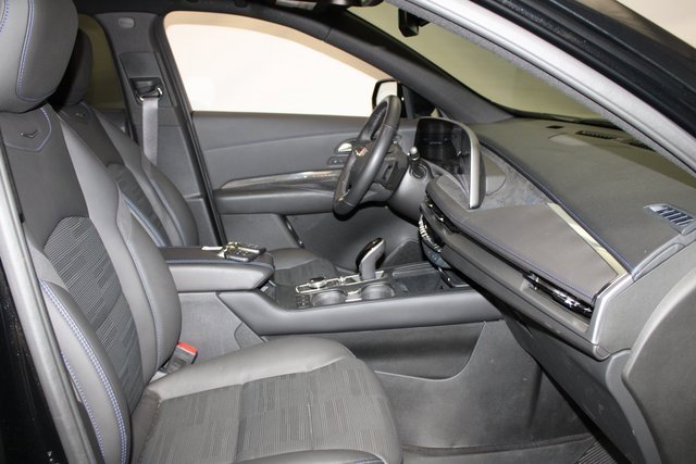 Certified 2024 Cadillac XT4 Sport image 11