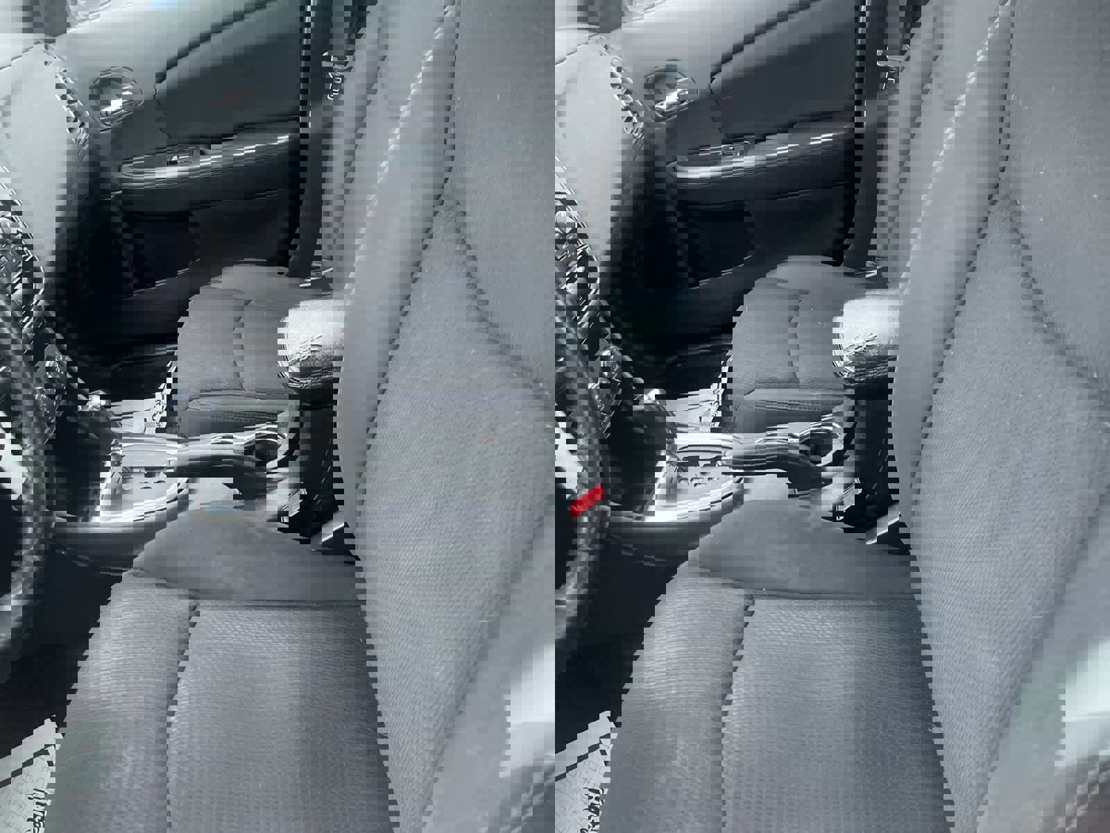 Used 2013 Chrysler 200 Touring image 25