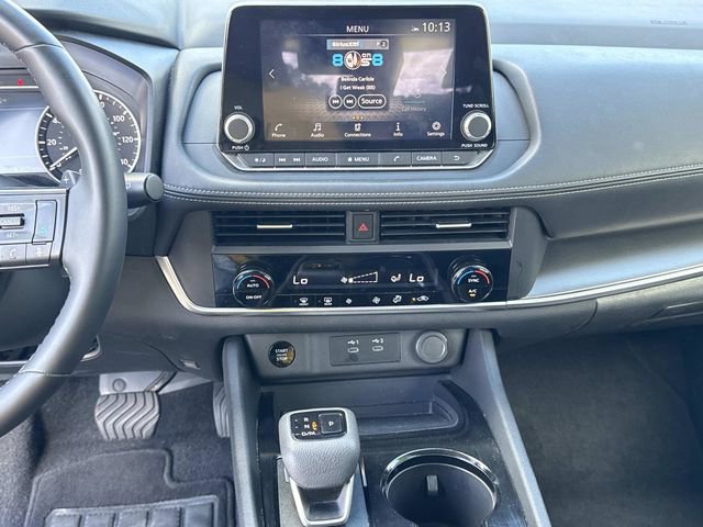 Used 2025 Nissan Rogue SV image 29