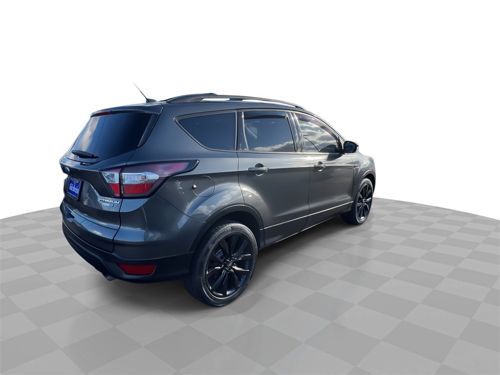 Used 2017 Ford Escape Titanium image 8