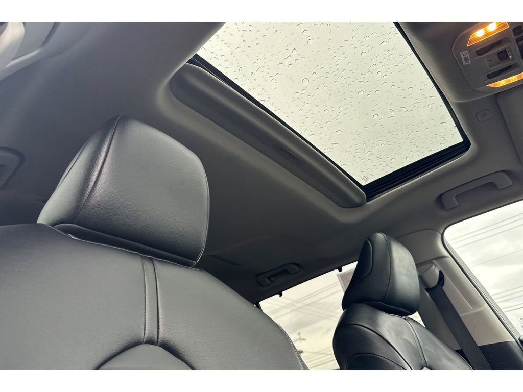 Used 2024 Toyota Highlander XLE image 20