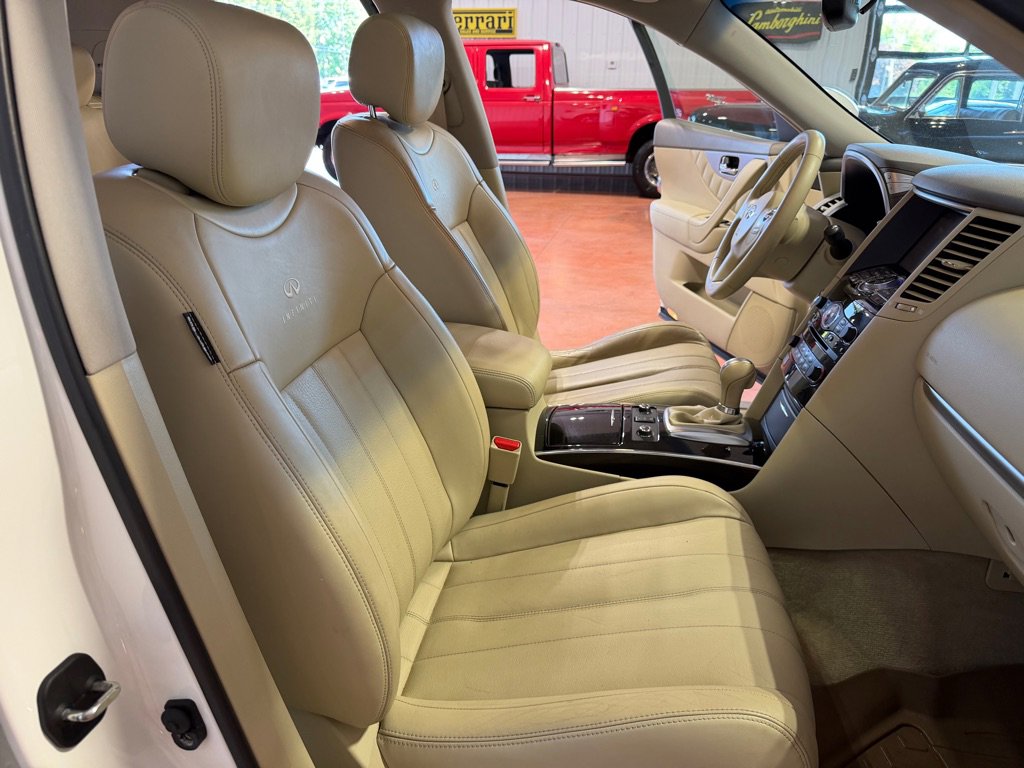 Used 2013 INFINITI FX37 AWD w/ Premium Pkg image 24