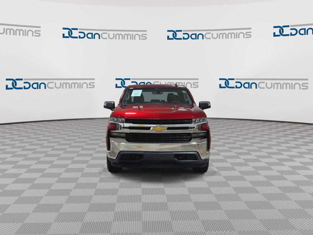 Used 2022 Chevrolet Silverado 1500 LT AWD/4WD image 3