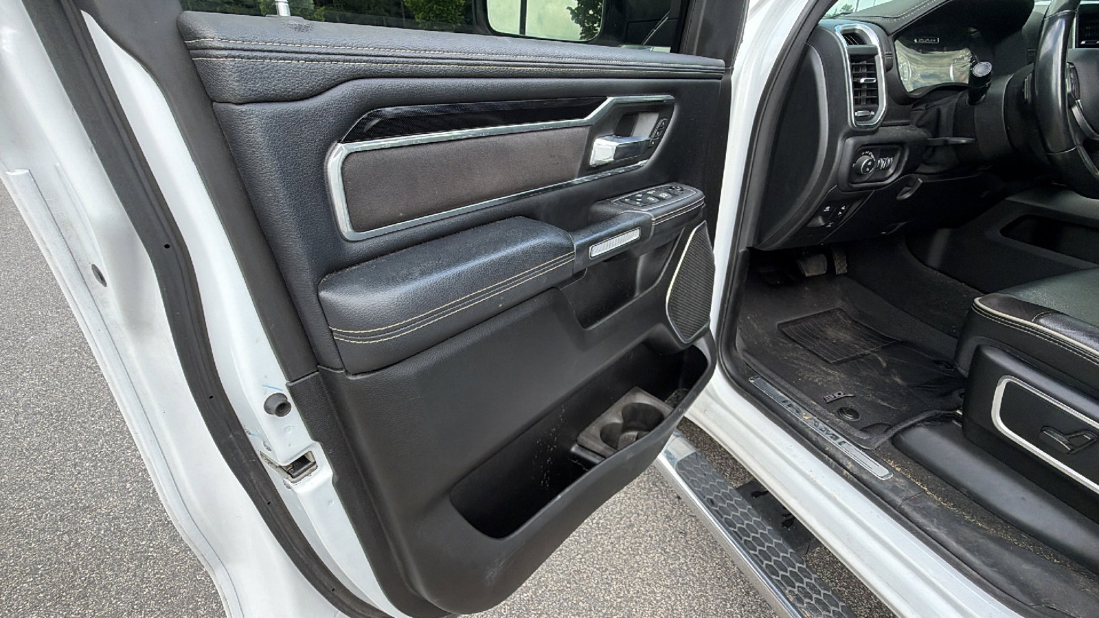 Used 2021 RAM 1500 Laramie w/ Sport Appearance Package RWD image 14