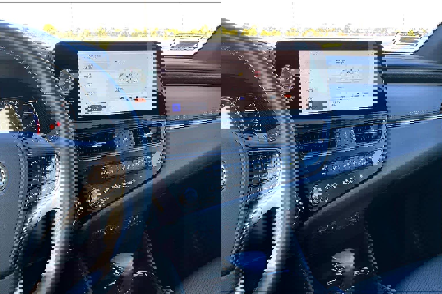 Used 2025 Lexus ES 350 w/ Premium Package image 6