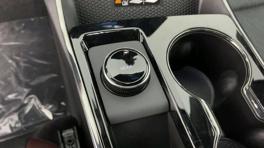 New 2025 Chevrolet Equinox RS image 16